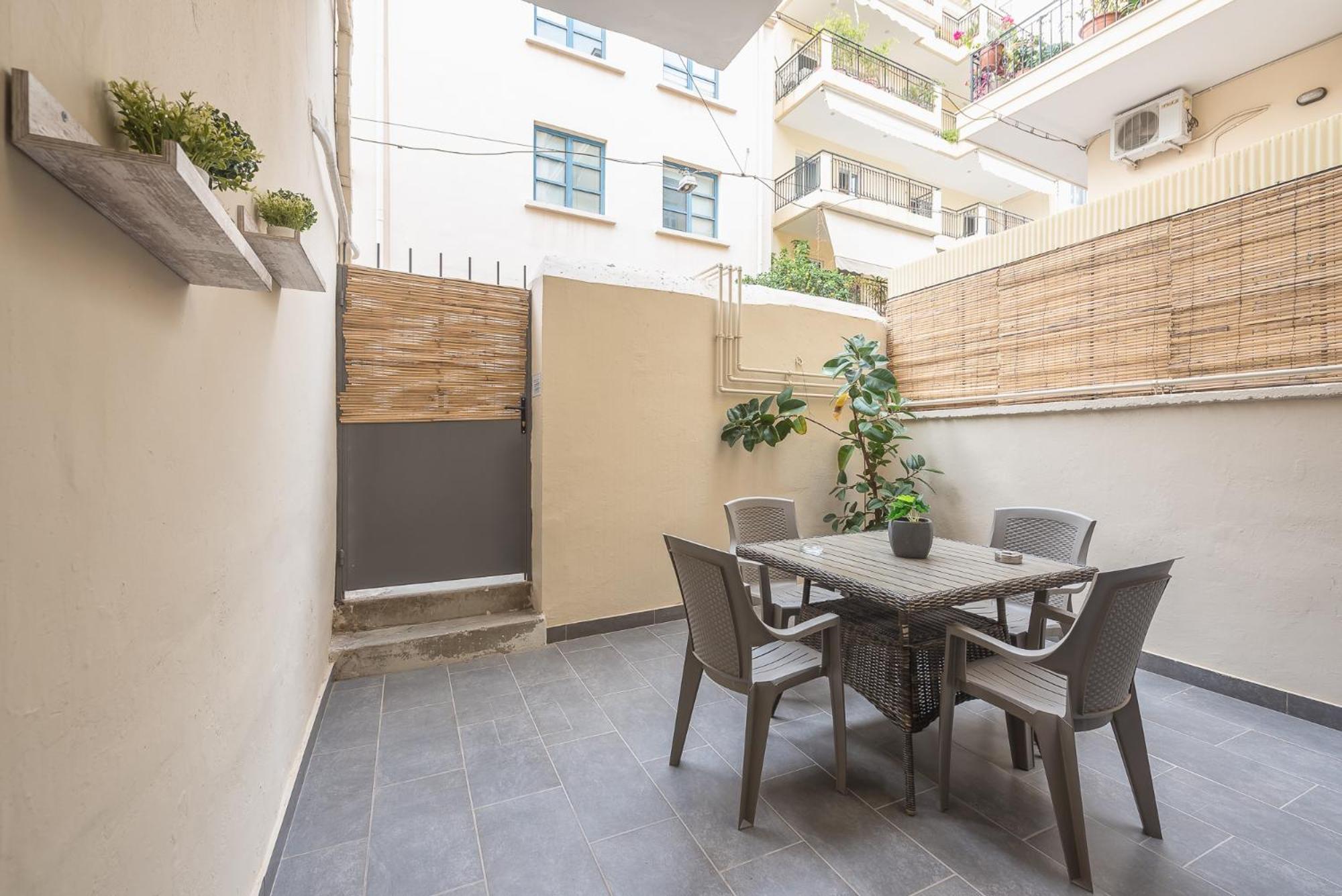 Peaceful And Comfy 2Ba In Athens Heart Apartment Exterior photo